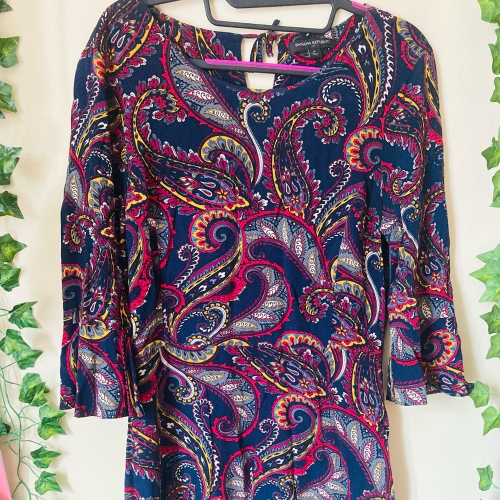 Cute paisley 3/4 length sleeve Banana Republic dress